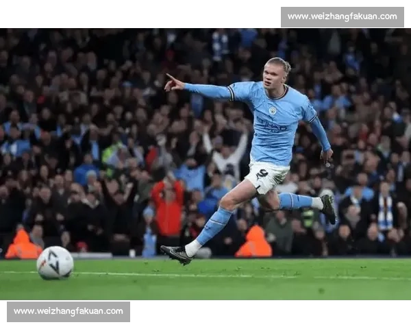 哈兰德能否打破纪录英超射手榜悬念迭起！